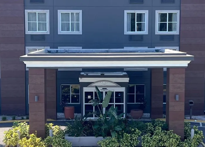 La Quinta By Wyndham Lakeland East
