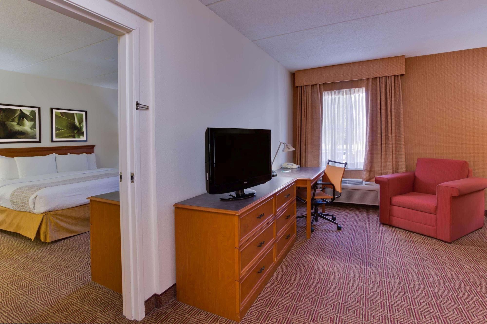 La Quinta By Wyndham East Hotel 3*